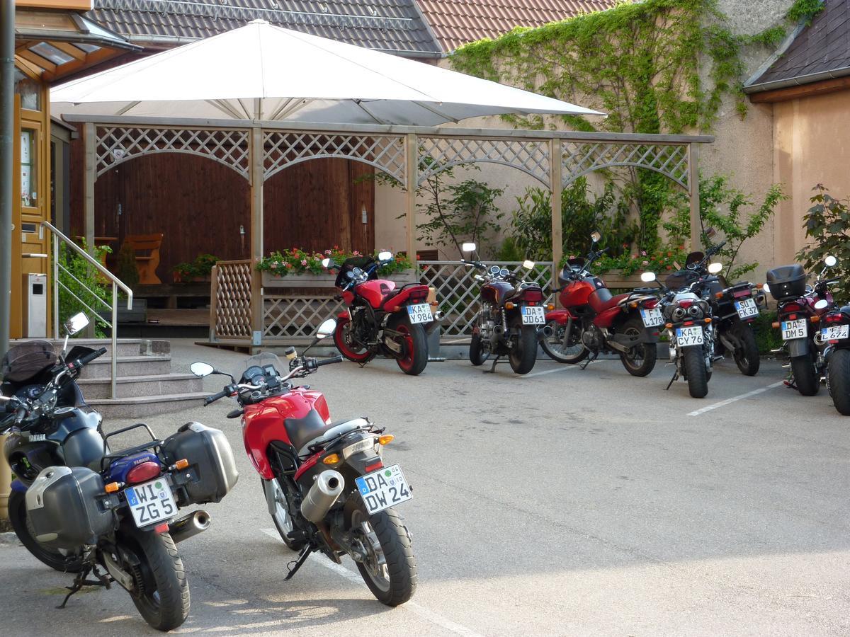 Westerheim Hotel Gasthof Roessle מראה חיצוני תמונה